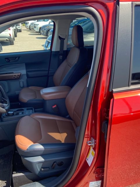 Certified 2023 Ford Maverick Lariat w/ Lariat Luxury Package FWD image 5
