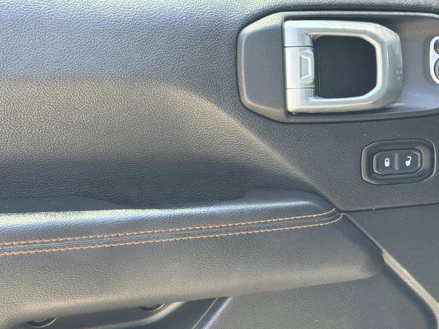 Used 2021 Jeep Gladiator Mojave AWD/4WD image 23
