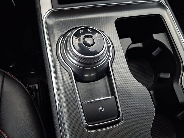 Certified 2024 Ford Edge ST-Line AWD/4WD image 14