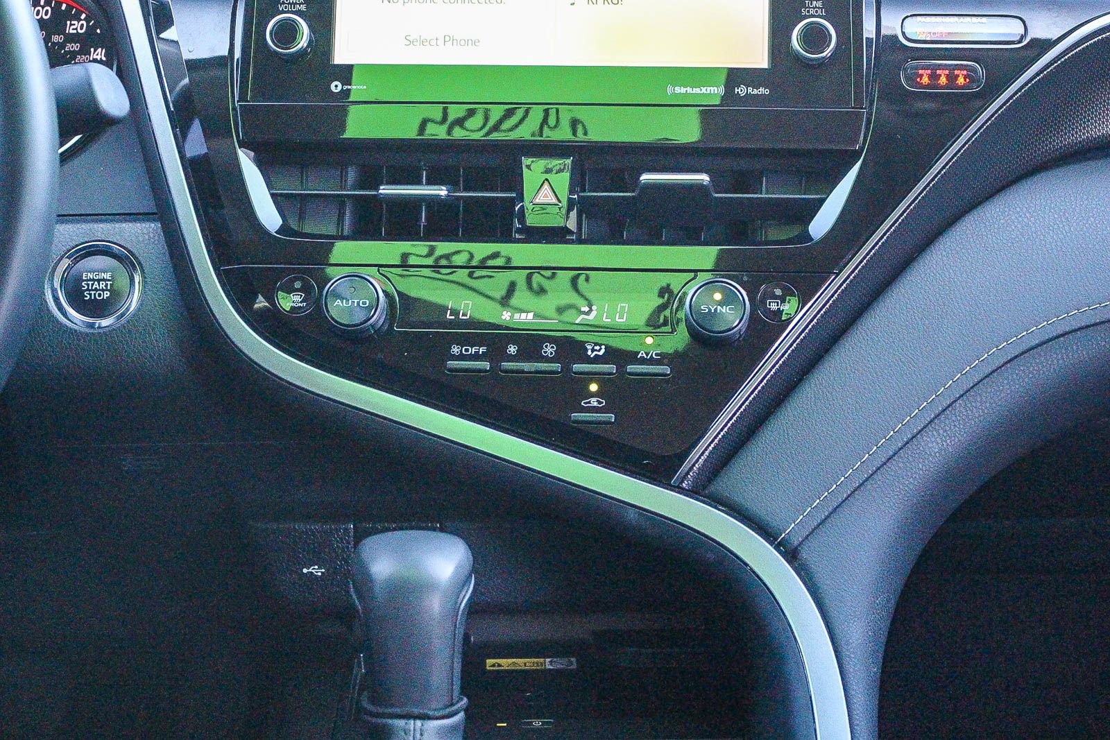 Used 2023 Toyota Camry XSE image 14