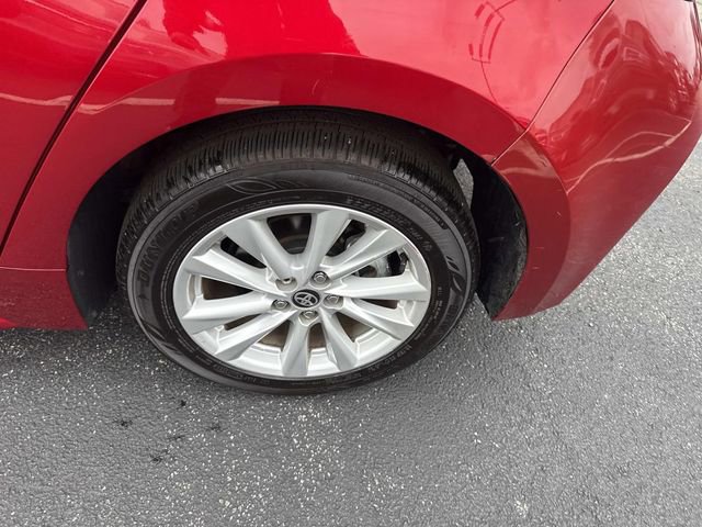 Used 2024 Toyota Corolla SE image 16