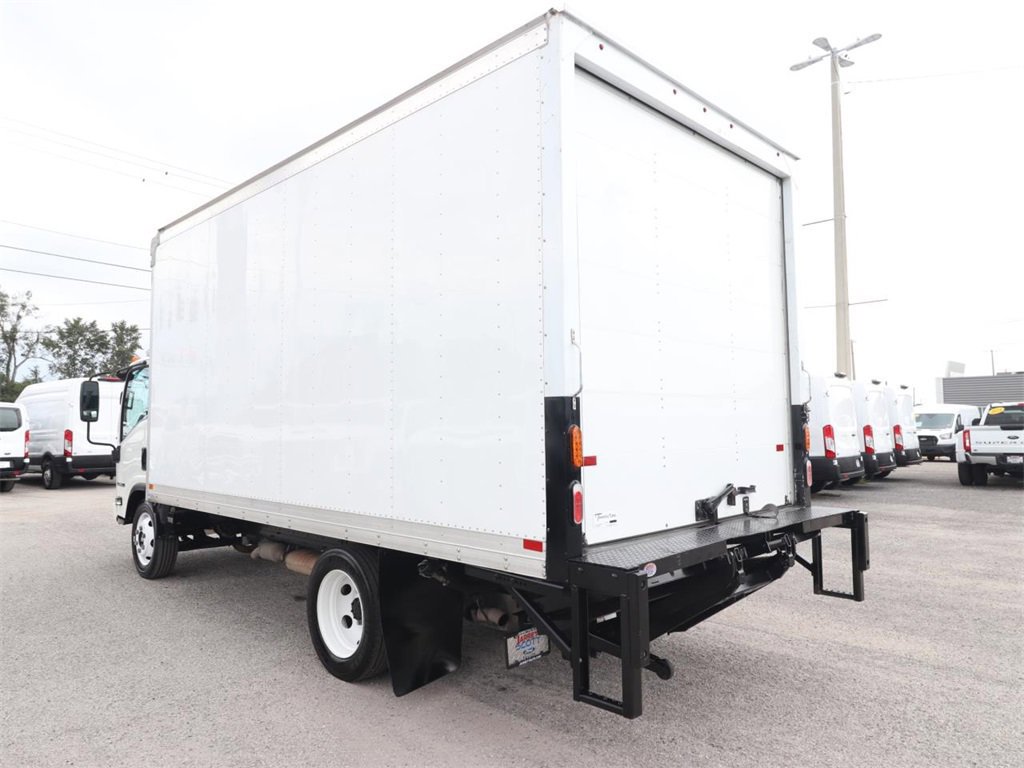 Used 2024 Isuzu NPR image 3