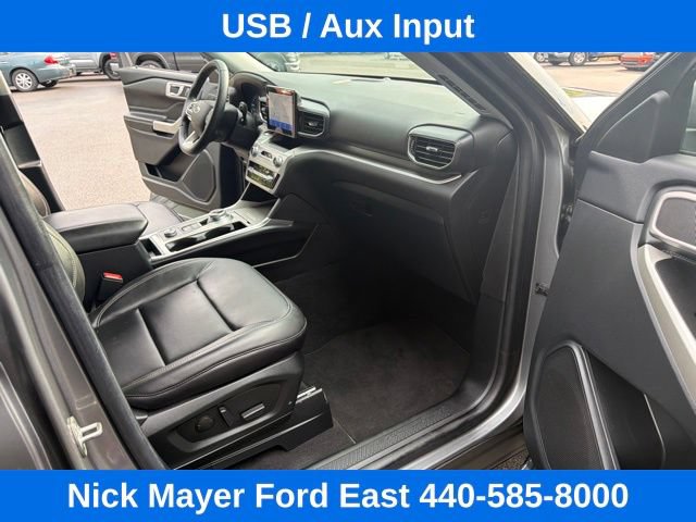 Certified 2022 Ford Explorer XLT w/ Equipment Group 202A AWD/4WD image 19