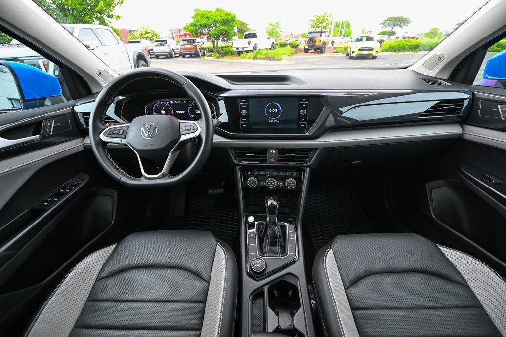 Used 2022 Volkswagen Taos SEL AWD/4WD image 29