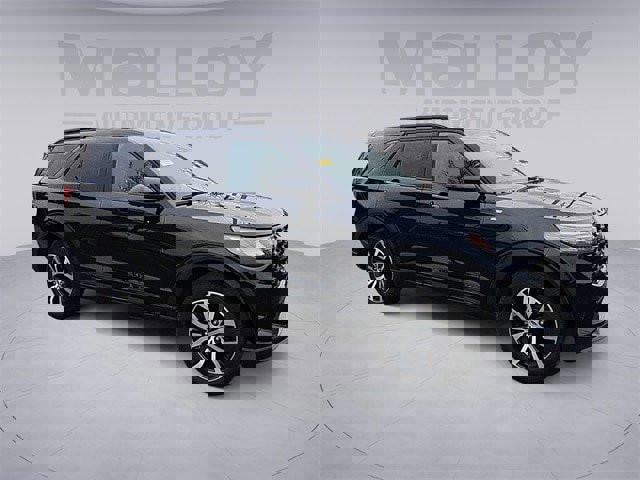 Certified 2025 Ford Explorer ST-Line image 7