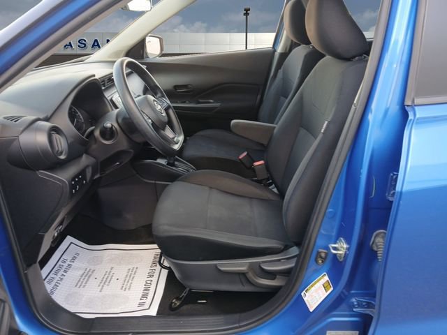 Used 2024 Nissan Kicks S image 9