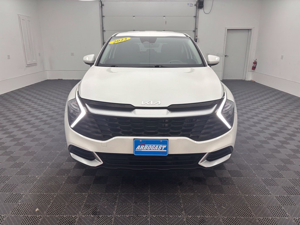 Used 2023 Kia Sportage LX AWD/4WD image 14