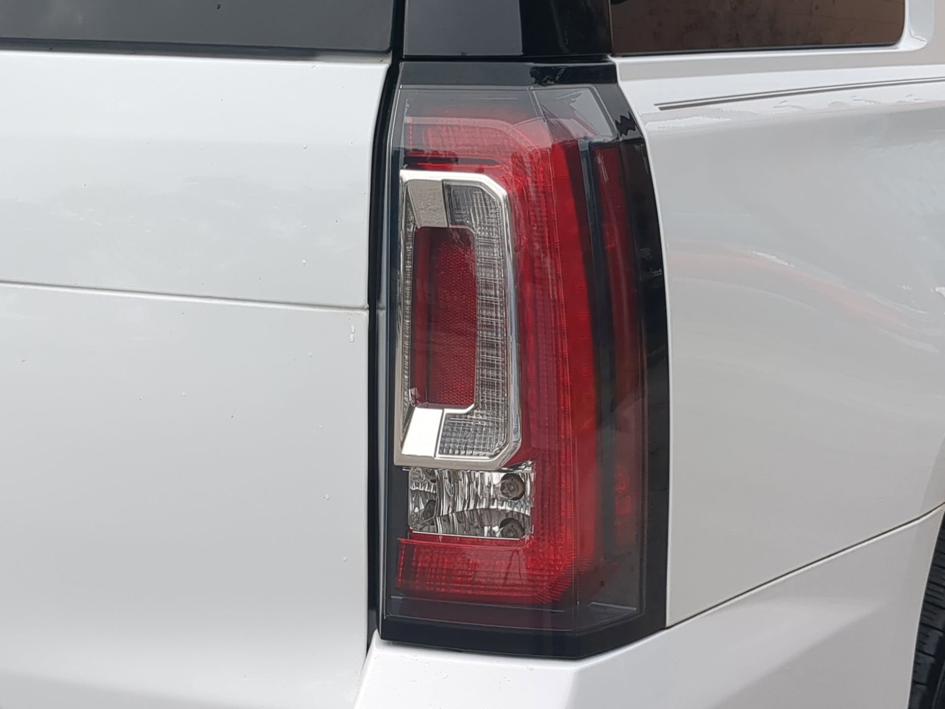 Used 2019 GMC Yukon SLT w/ Open Road Package image 37