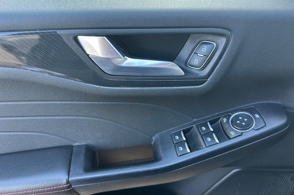 Certified 2024 Ford Escape ST-Line image 13