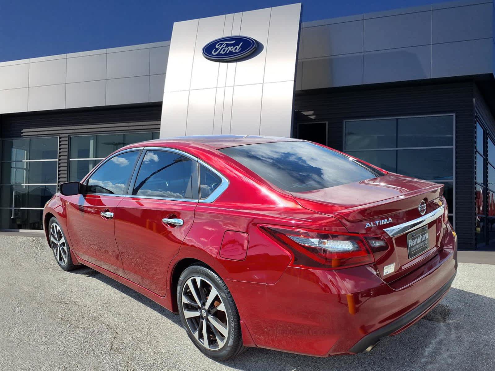 Used 2018 Nissan Altima 2.5 SR FWD image 3