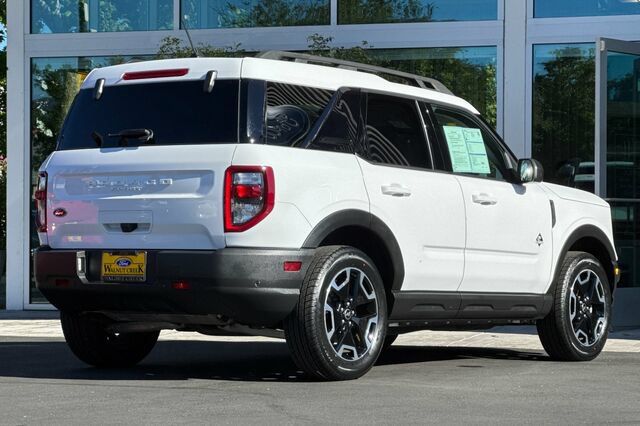 Certified 2023 Ford Bronco Sport Outer Banks w/ Tech Package AWD/4WD image 4