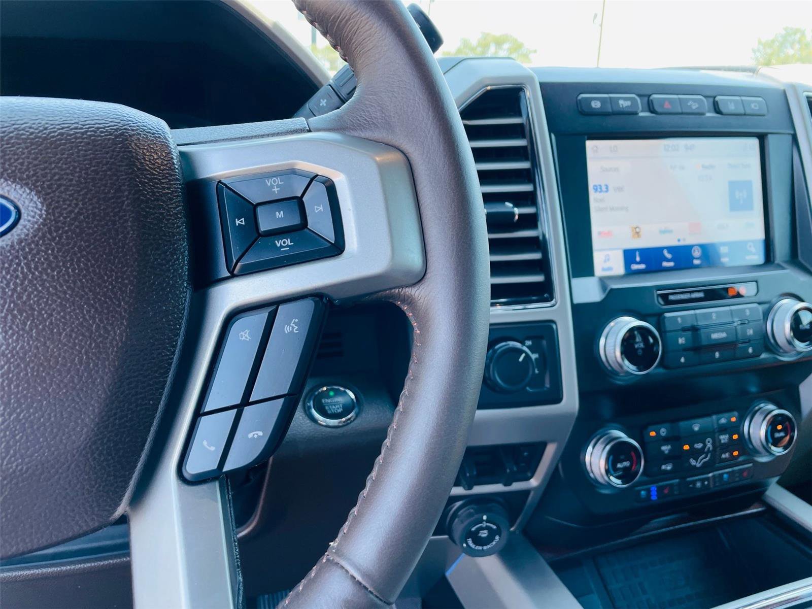 Certified 2021 Ford F250 King Ranch w/ King Ranch Ultimate Package AWD/4WD image 12