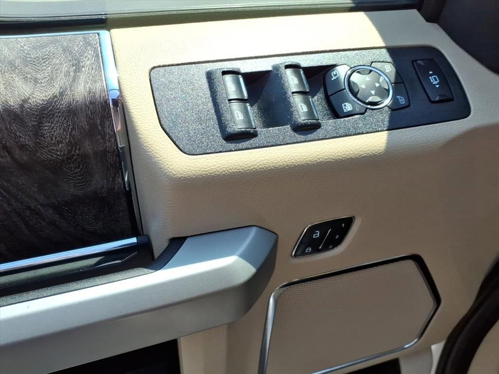 Certified 2019 Ford F250 Lariat w/ Lariat Ultimate Package image 18