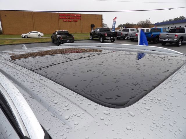 Certified 2020 Ford Explorer Platinum w/ Premium Technology Package image 13