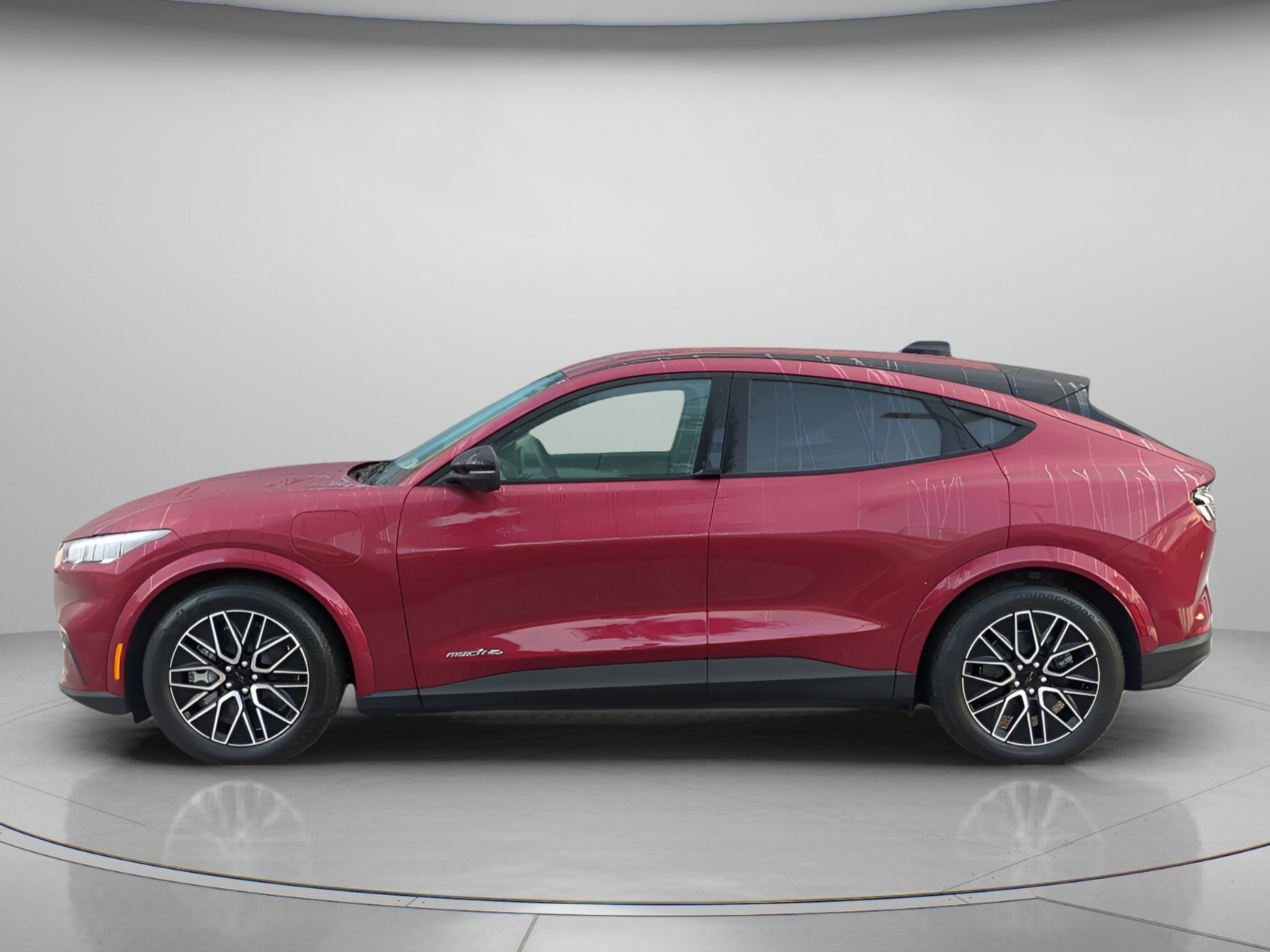 Certified 2025 Ford Mustang Mach-E Premium AWD/4WD image 43