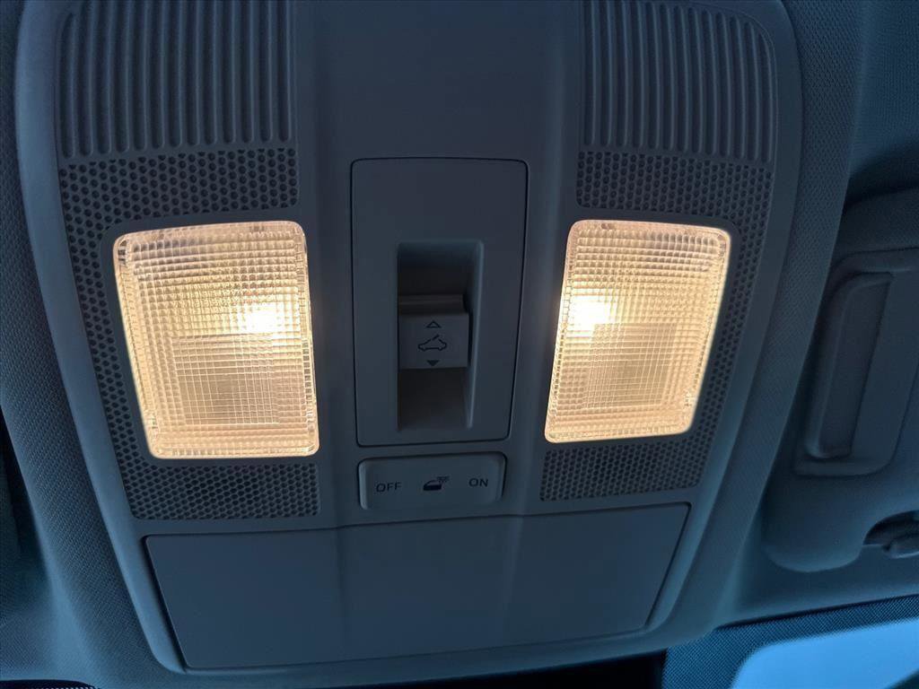 Used 2023 MAZDA CX-5 Carbon Edition image 21