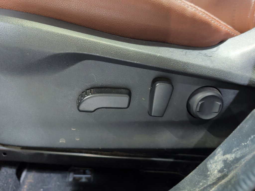 Used 2021 Subaru Forester Touring AWD/4WD image 16