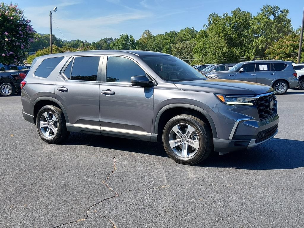 Used 2025 Honda Pilot EX-L image 2