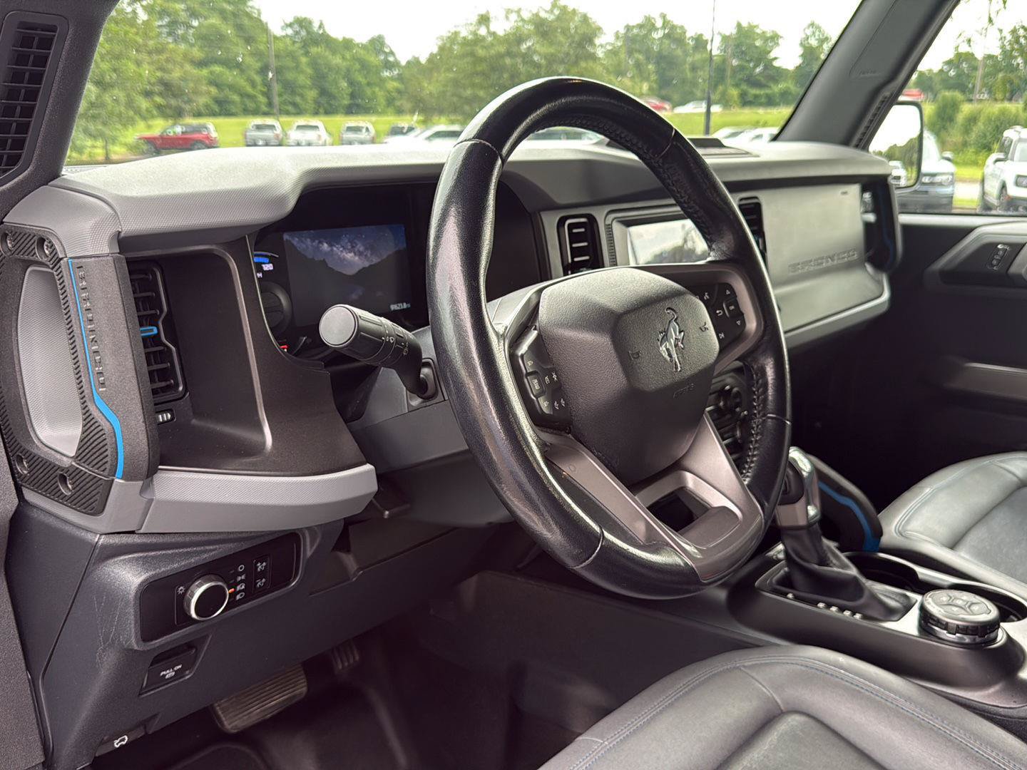 Certified 2023 Ford Bronco Black Diamond w/ Sasquatch Package AWD/4WD image 11