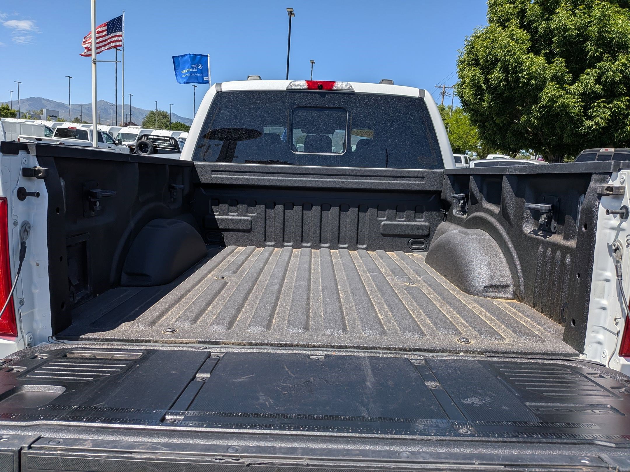 Certified 2023 Ford F150 Platinum w/ FX4 Off-Road Package AWD/4WD image 33