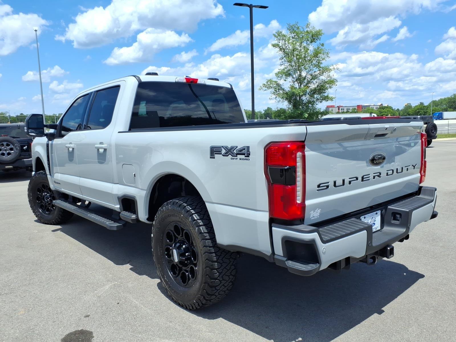 Certified 2025 Ford F250 Lariat w/ Black Appearance Package AWD/4WD image 5