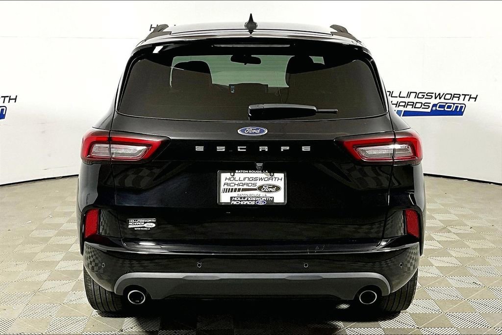 Certified 2023 Ford Escape ST-Line w/ Tech Pack #1 FWD image 4