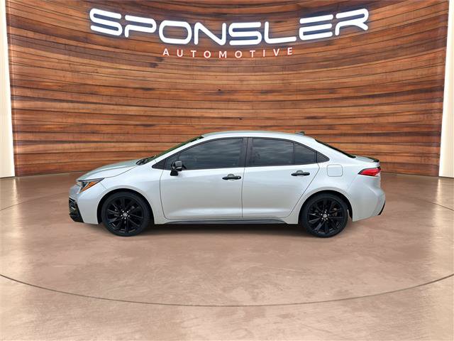 Used 2021 Toyota Corolla SE FWD image 2