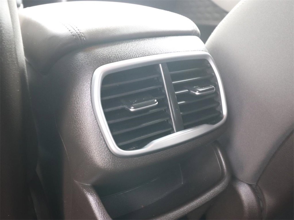 Used 2019 Hyundai Santa Fe SEL image 10