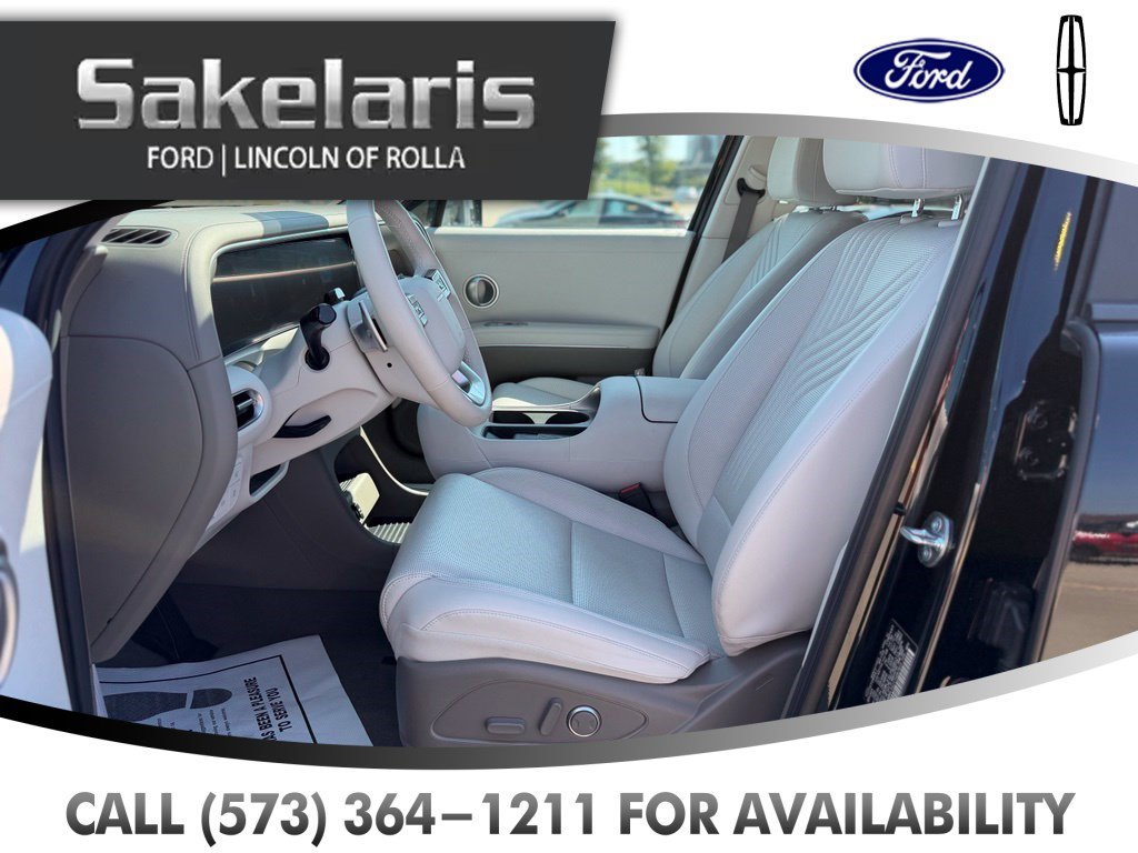 Used 2026 Hyundai Palisade SEL FWD image 12