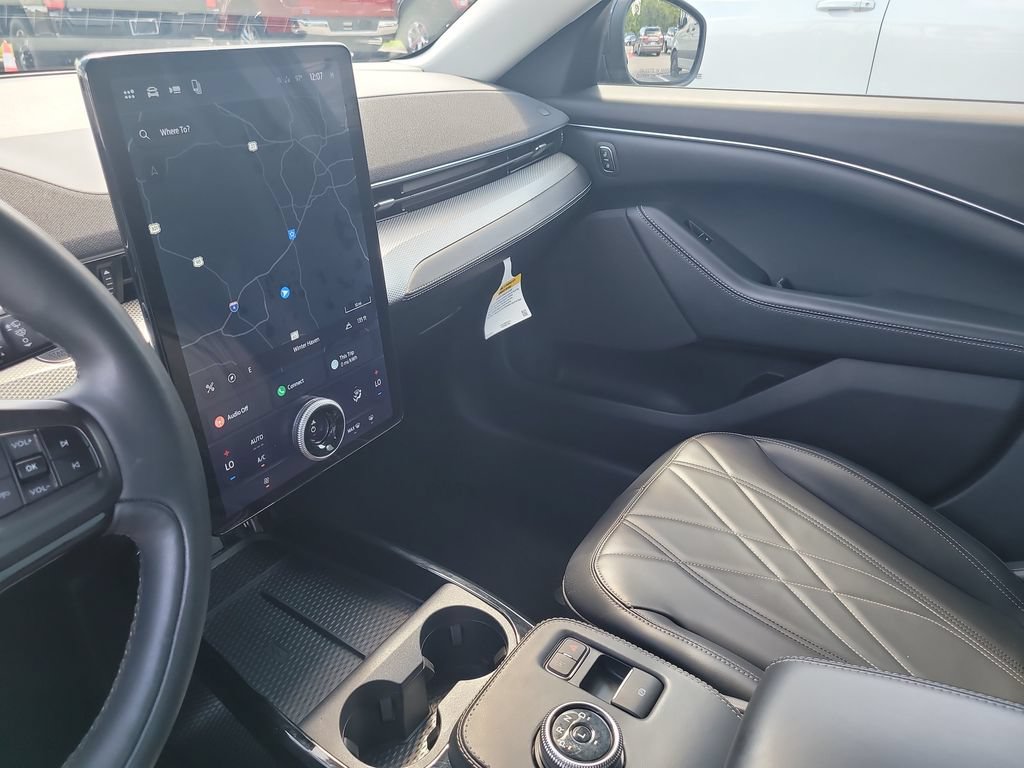 Certified 2022 Ford Mustang Mach-E Select AWD/4WD image 18