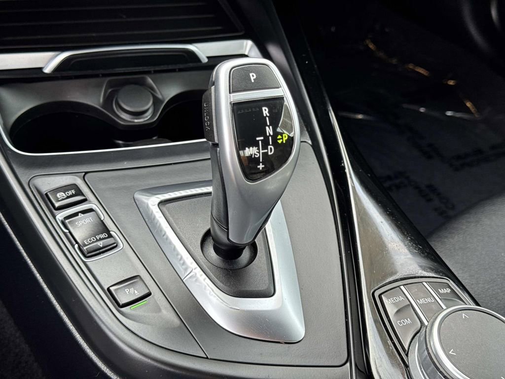 Used 2020 BMW 230i Coupe w/ Premium Package image 15