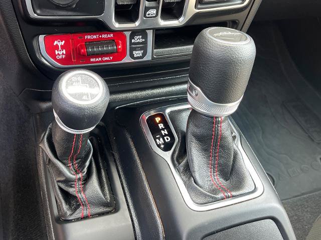 Used 2021 Jeep Gladiator Rubicon AWD/4WD image 15