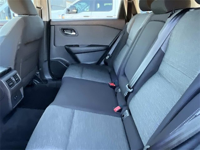 Used 2022 Nissan Rogue SV image 20