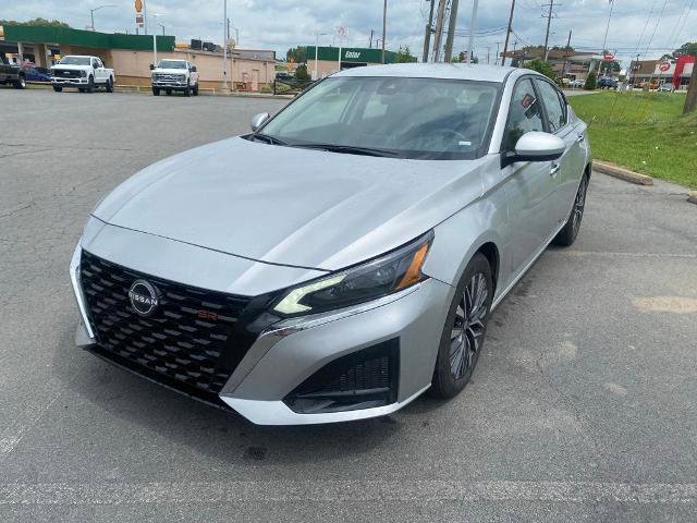 Used 2023 Nissan Altima 2.5 SV FWD image 3