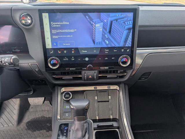 Used 2024 Lexus GX 550 image 10