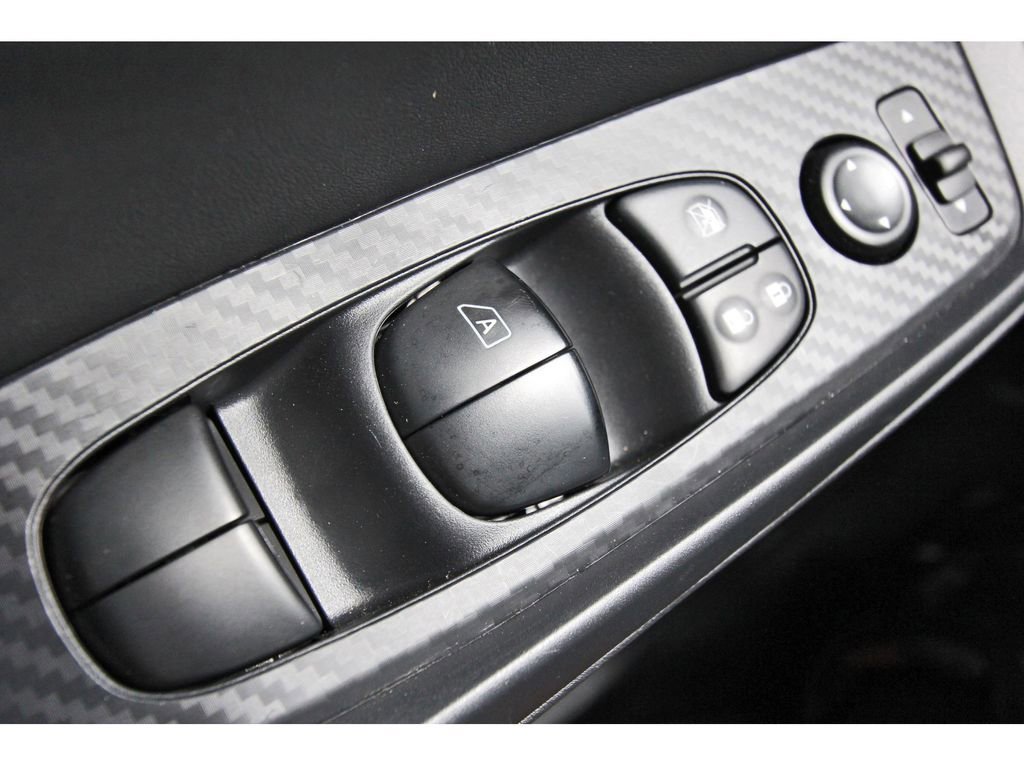 Used 2025 Nissan Sentra SV w/ All-Weather Package FWD image 21