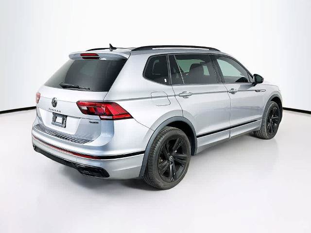 Used 2023 Volkswagen Tiguan SE R-Line AWD/4WD image 25
