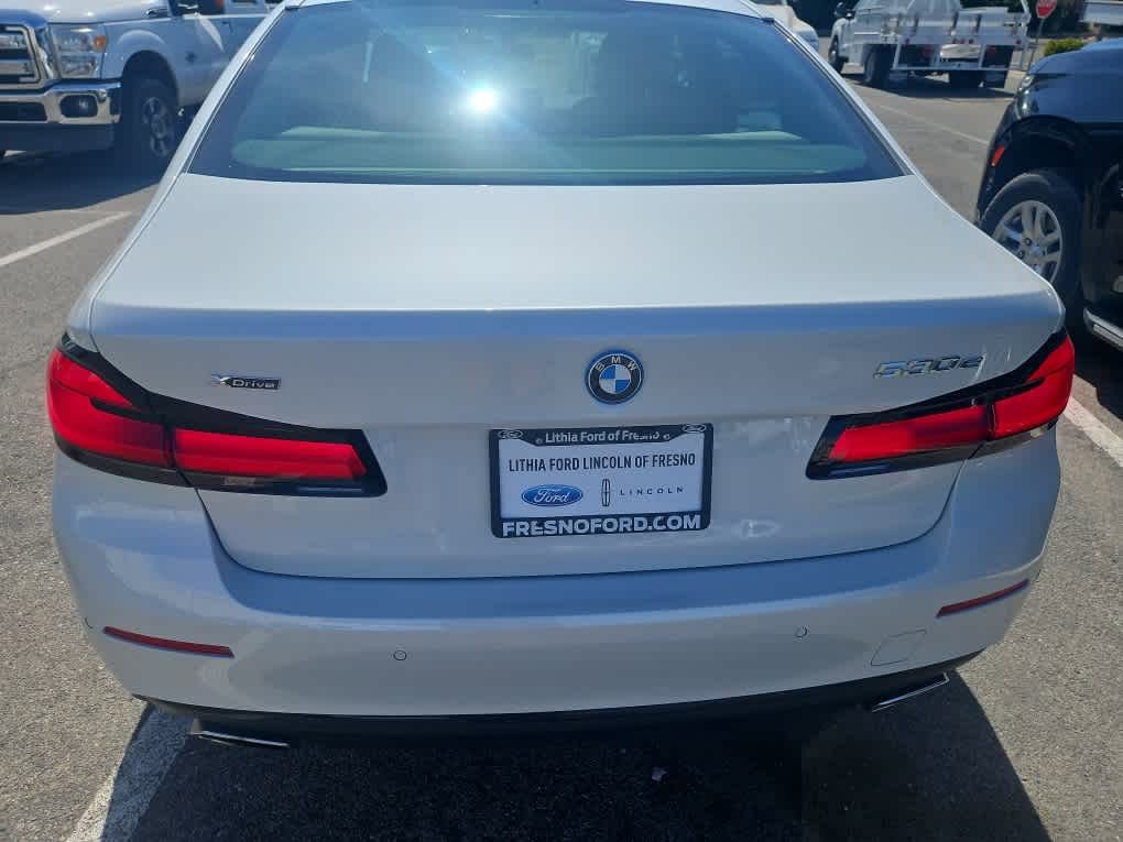 Used 2023 BMW 530e xDrive w/ Premium Package AWD/4WD image 8