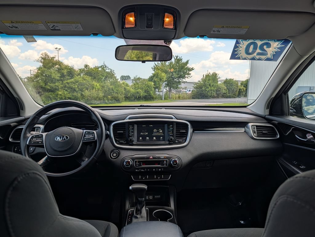 Used 2020 Kia Sorento S AWD/4WD image 6
