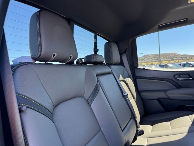 Used 2025 Chevrolet Colorado ZR2 w/ Technology Package image 24