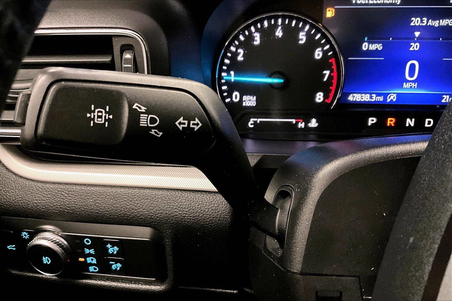 Certified 2020 Ford Explorer XLT w/ Equipment Group 202A image 31