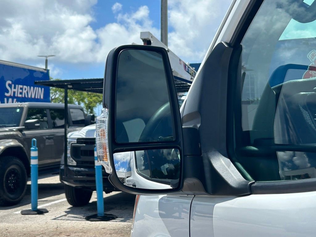 Certified 2021 Ford Transit 350 XLT RWD image 17