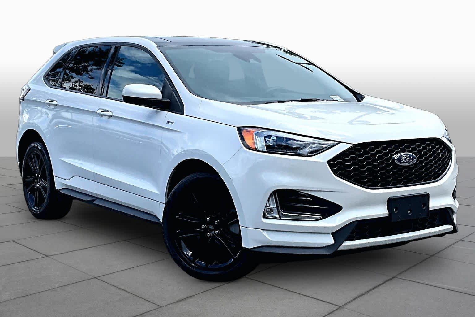 Certified 2023 Ford Edge ST-Line AWD/4WD image 3
