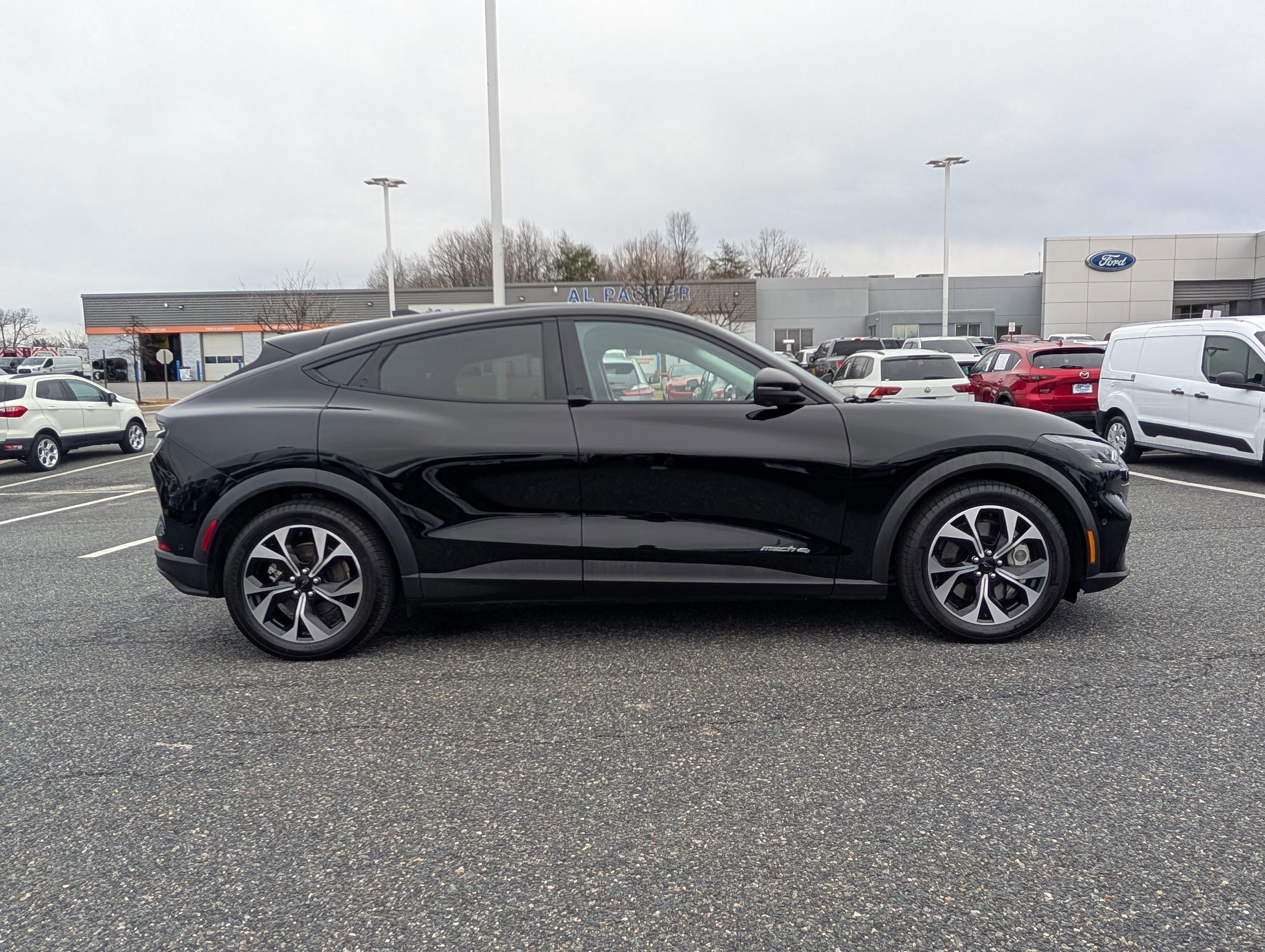 Certified 2024 Ford Mustang Mach-E Select w/ Comfort Package Lite image 6