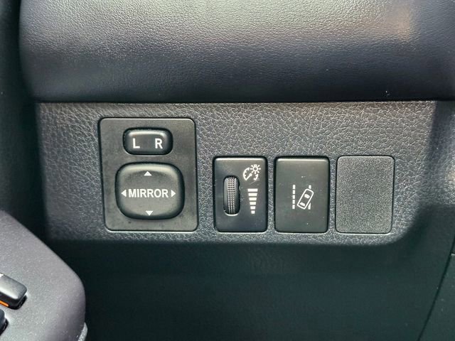 Used 2017 Toyota RAV4 XLE w/ Carpet Mat Package image 24