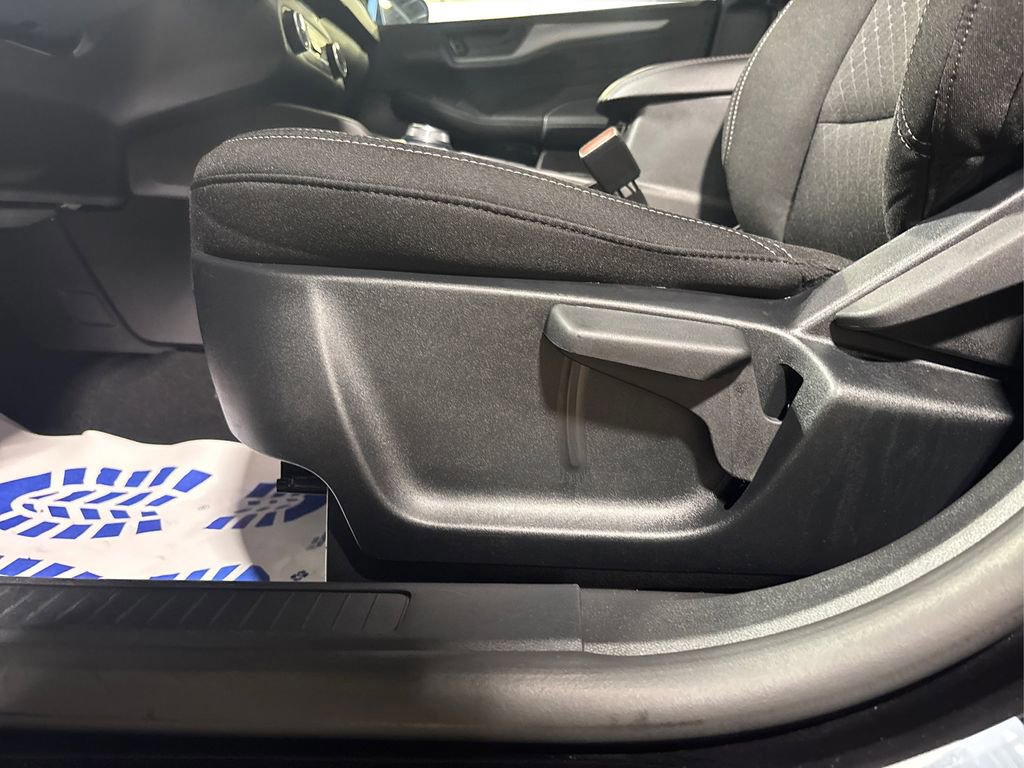 Certified 2025 Ford Escape Active image 28