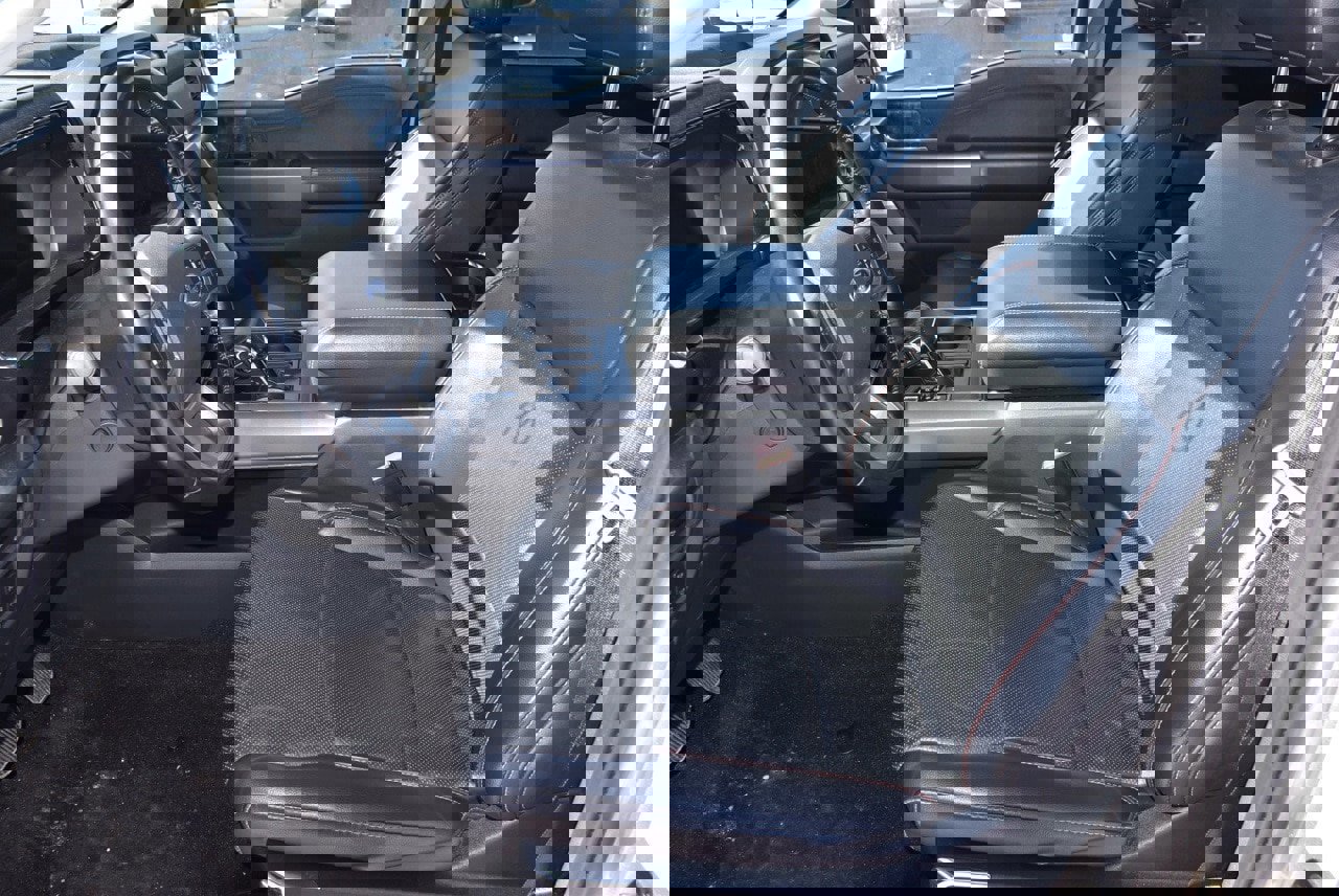 Certified 2021 Ford F150 Lariat w/ Equipment Group 502A High image 9