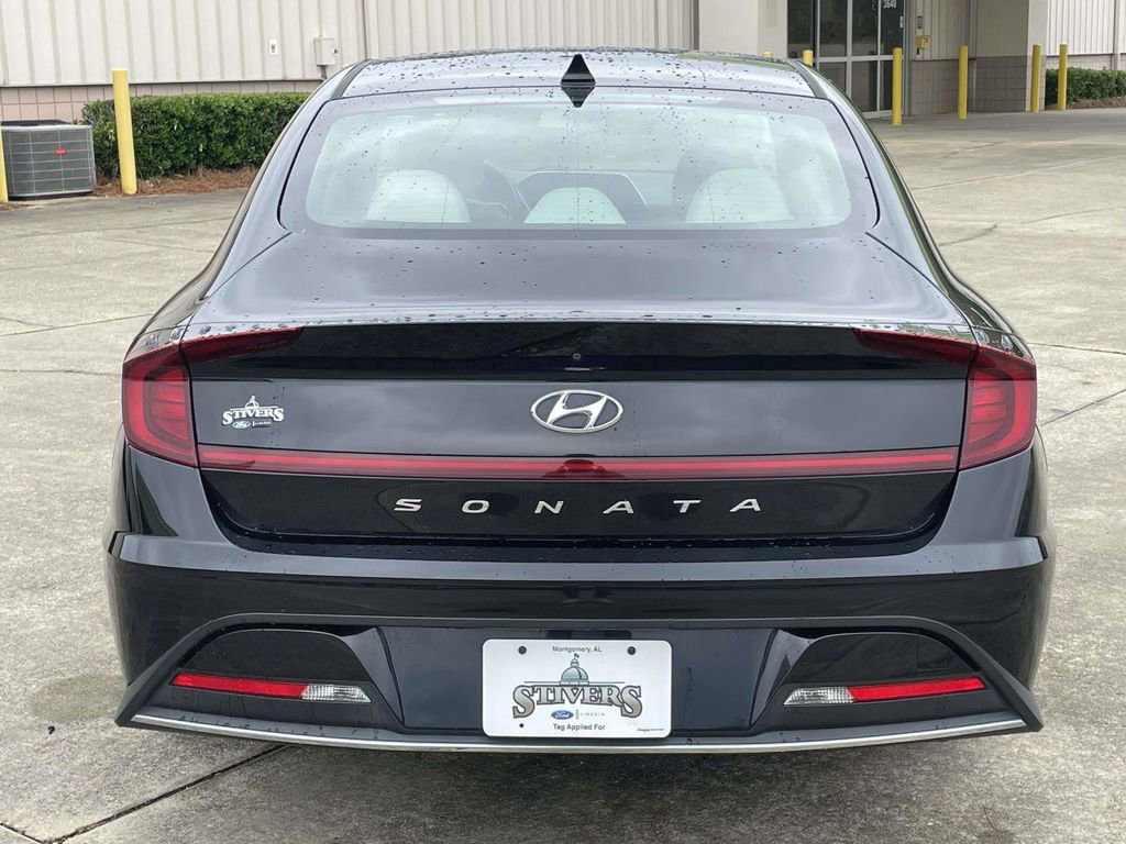 Used 2022 Hyundai Sonata SE FWD image 4