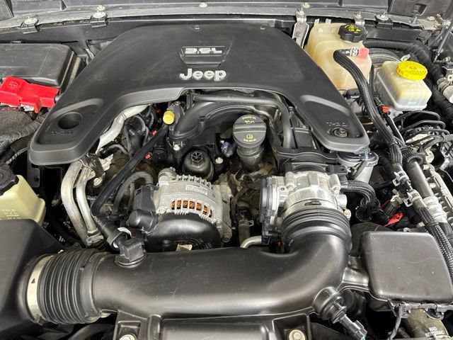 Used 2019 Jeep Wrangler Unlimited Rubicon AWD/4WD image 7