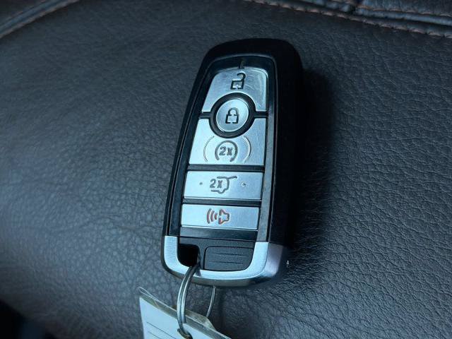 Certified 2022 Ford Explorer King Ranch AWD/4WD image 38